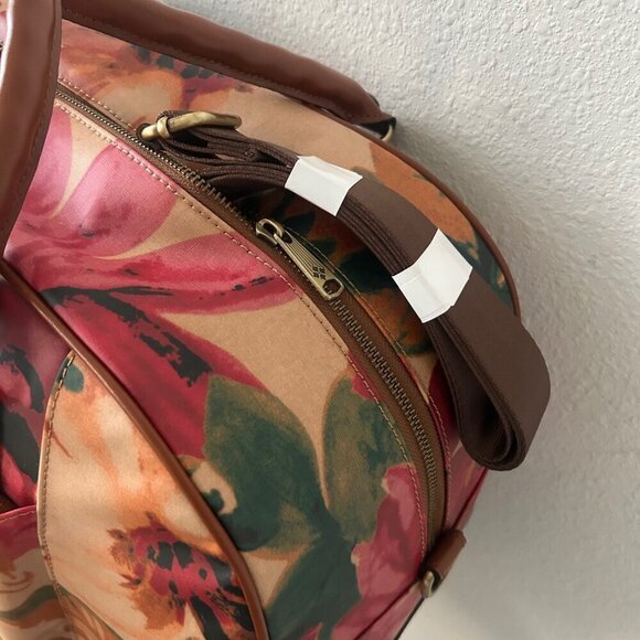 Patricia Nash GONNESA Overnight Bag SPRING MULTI Luggage NWT - Picture 4 of 13